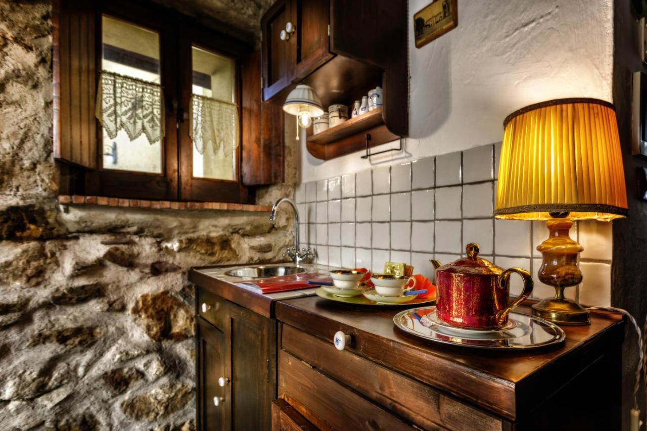 B&B La Voce Del Fiume Dimora Storica Di Charme Brienza Eksteriør billede